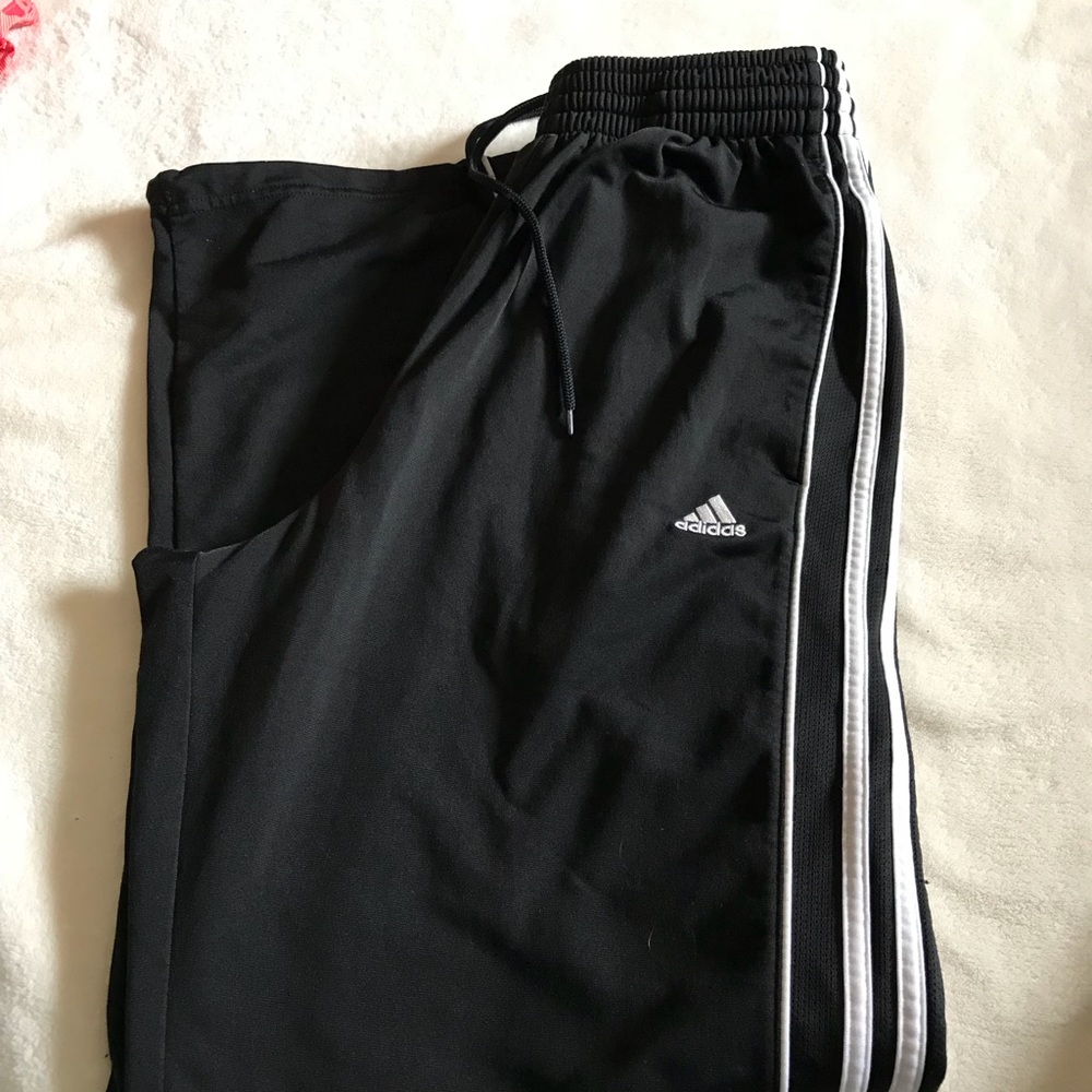 Adidas sweatpants size medium